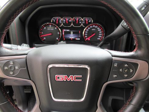 Used 2015 GMC Sierra 1500 4x4 Crew Cab SLT image 12