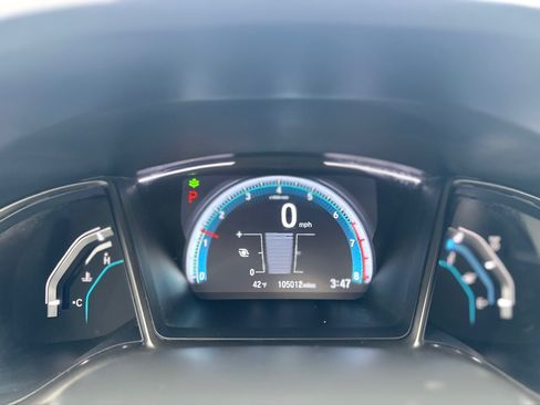 Used 2019 Honda Civic EX image 17