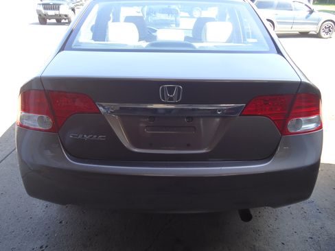 Used 2009 Honda Civic LX Sedan image 5
