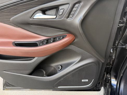 Used 2016 Buick Envision Premium image 17