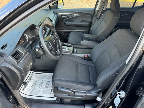 Used 2021 Honda Ridgeline Sport image 14