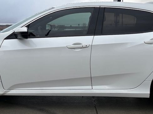 Used 2019 Honda Civic EX image 4