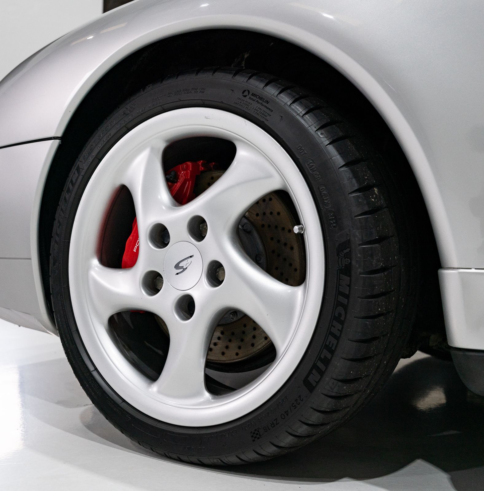 Used 1997 Porsche 911 Carrera 4S AWD/4WD image 12