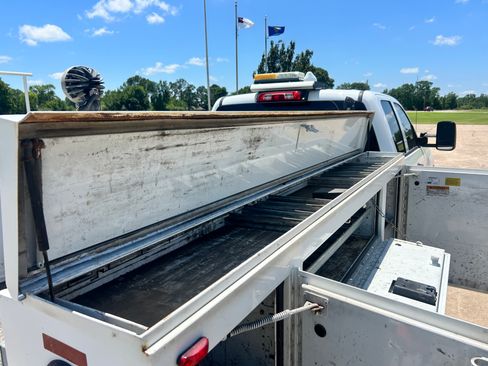 Used 2016 Chevrolet Silverado 2500 2WD Double Cab image 20