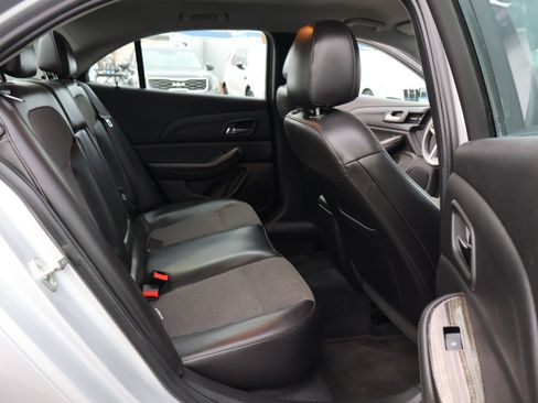 Used 2014 Chevrolet Malibu LT image 14