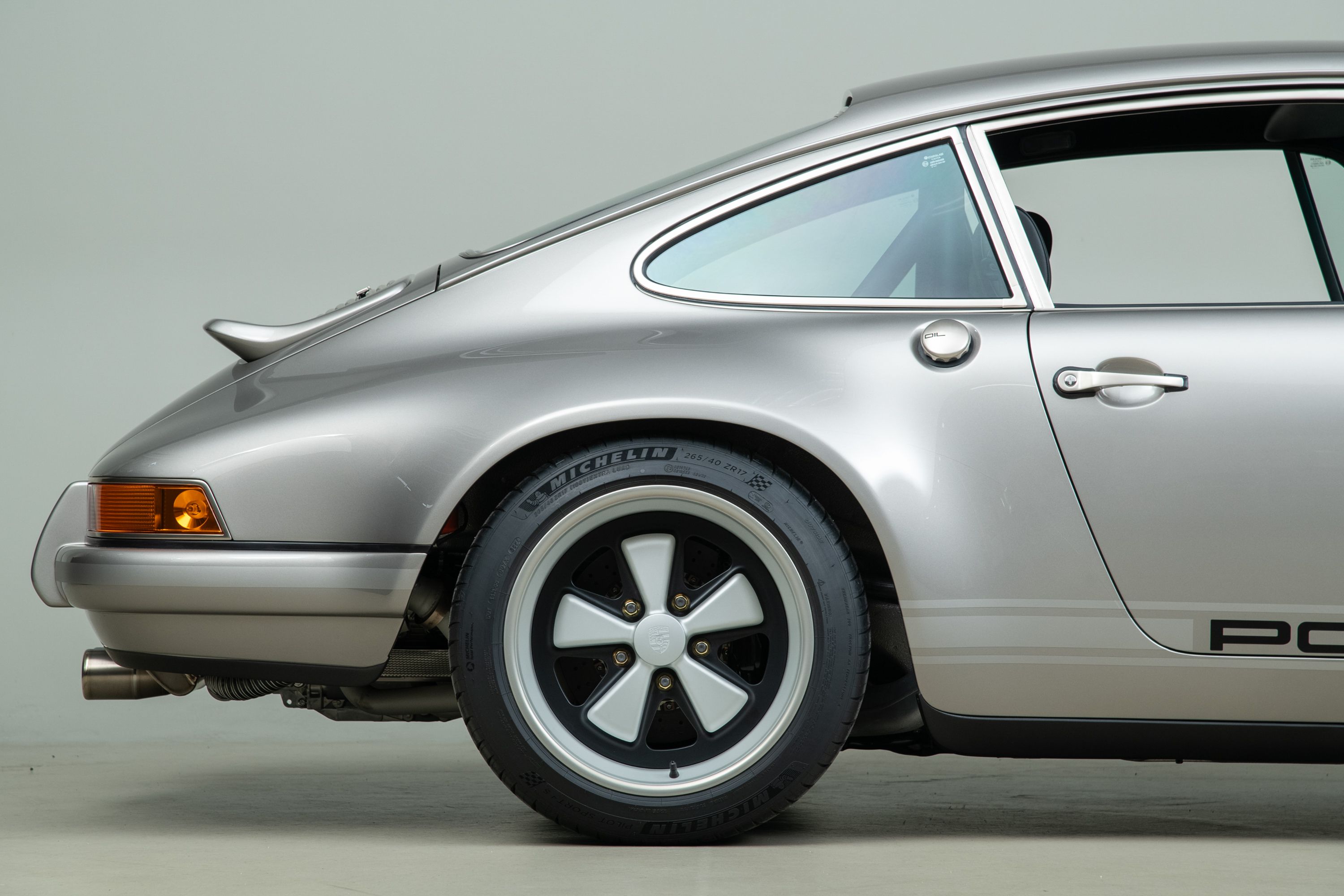 Used 1989 Porsche 911 Carrera RWD image 61