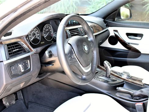 Used 2017 BMW 430i Gran Coupe Gran Coupe w/ M-Sport Package RWD image 18