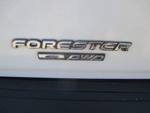 Used 2001 Subaru Forester S image 13
