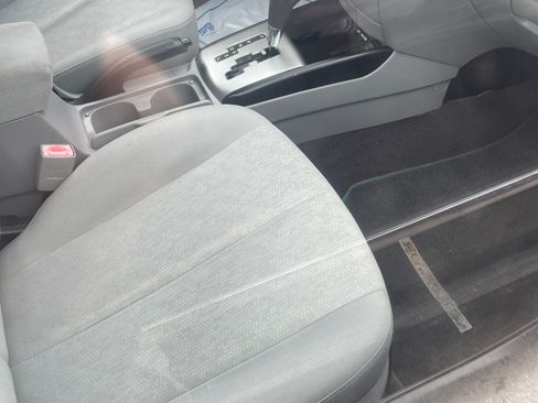 Used 2010 Hyundai Elantra image 5