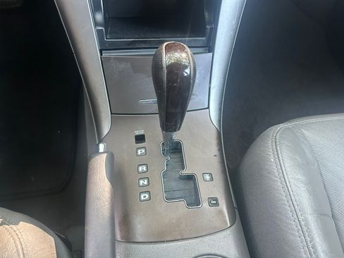 Used 2010 Hyundai Sonata V6 FWD image 15