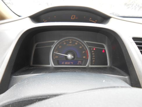Used 2006 Honda Civic LX Sedan image 11