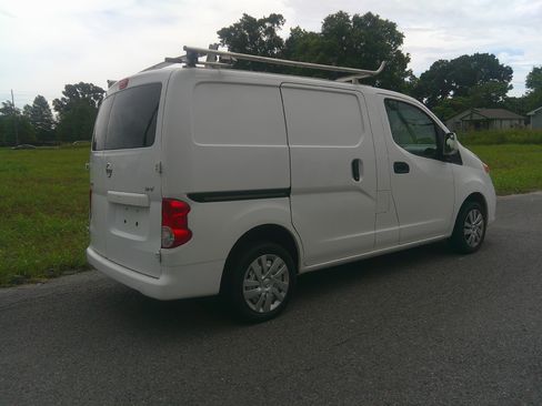 Used 2017 Nissan NV200 UNAVAIL FWD image 2