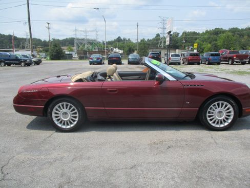 Used 2004 Ford Thunderbird Deluxe RWD image 62