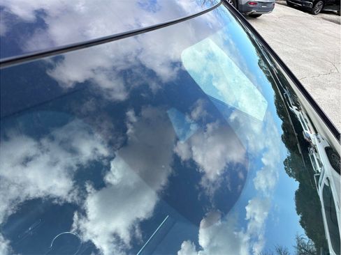 Used 2024 Chevrolet Tahoe Z71 image 12