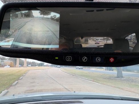 Used 2011 Buick Enclave CXL image 25