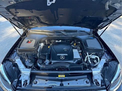 Used 2019 Mercedes-Benz GLC 300 GLC 300 Sport Utility 4D image 45