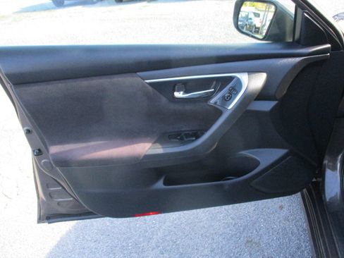 Used 2013 Nissan Altima 2.5 S image 15