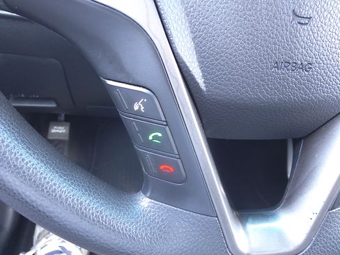 Used 2018 Hyundai Santa Fe Sport image 27