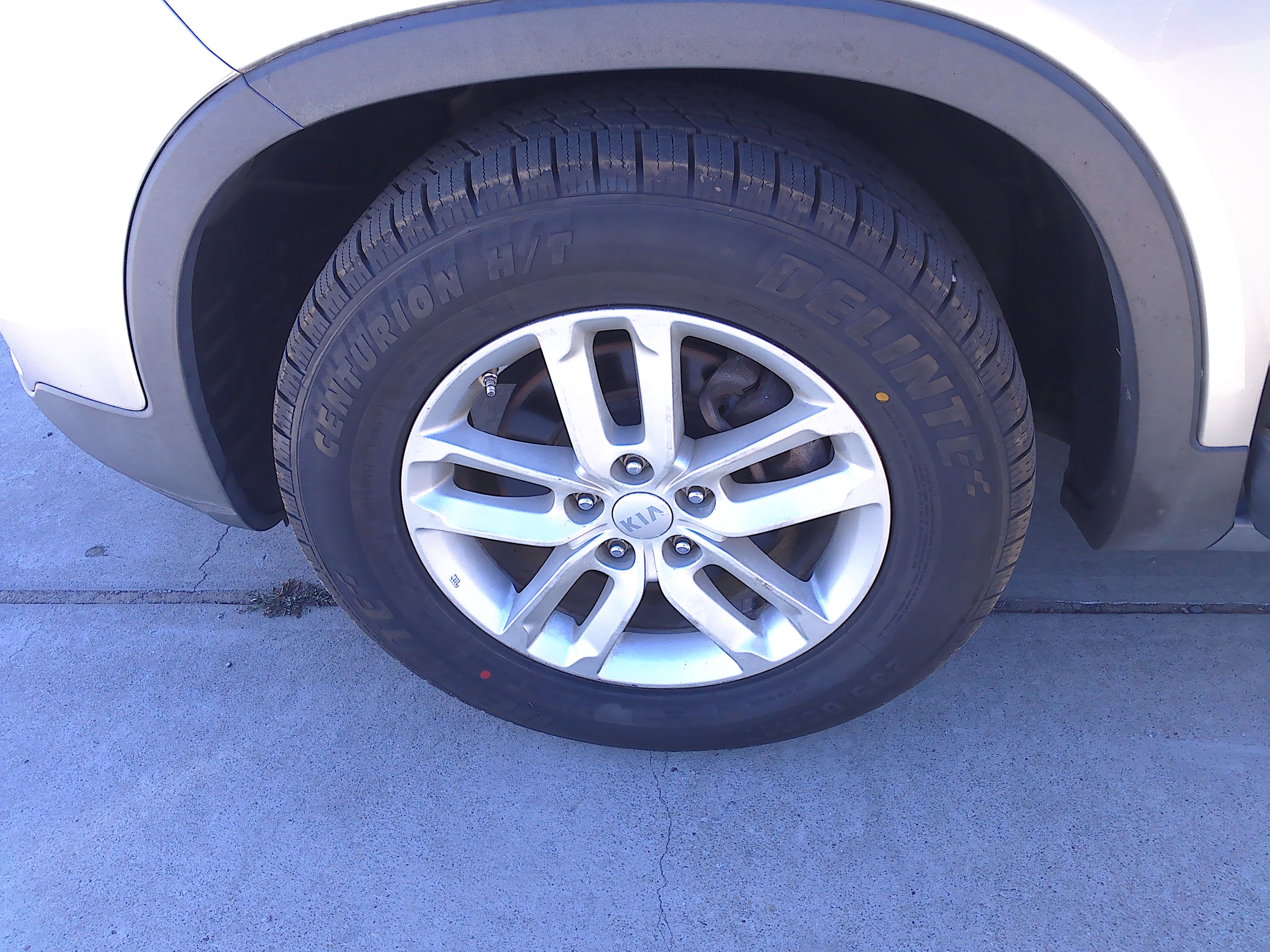 Used 2015 Kia Sorento AWD LX V6 image 34