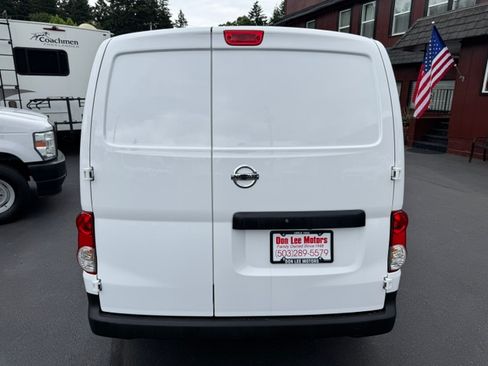 Used 2020 Nissan NV200 S FWD image 25