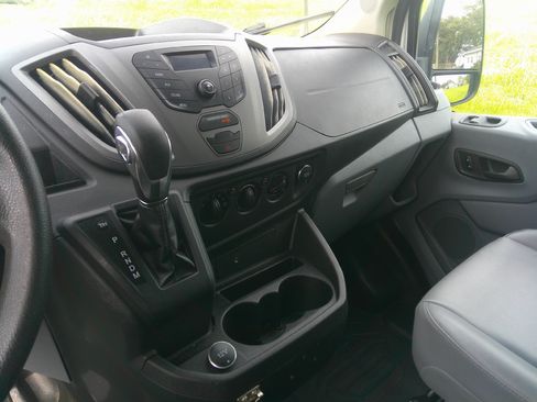 Used 2017 Ford Transit 250 XL image 11