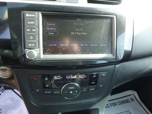 Used 2019 Nissan Sentra SV FWD image 24