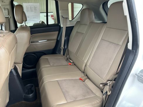 Used 2014 Jeep Compass FWD Latitude image 10