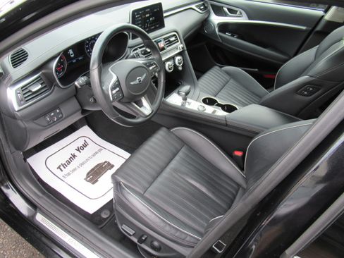 Used 2021 Genesis G70 2.0T Elite image 10