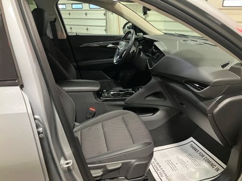 Used 2023 Buick Envision Preferred image 22