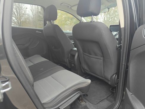 Used 2014 Ford Escape SE image 12