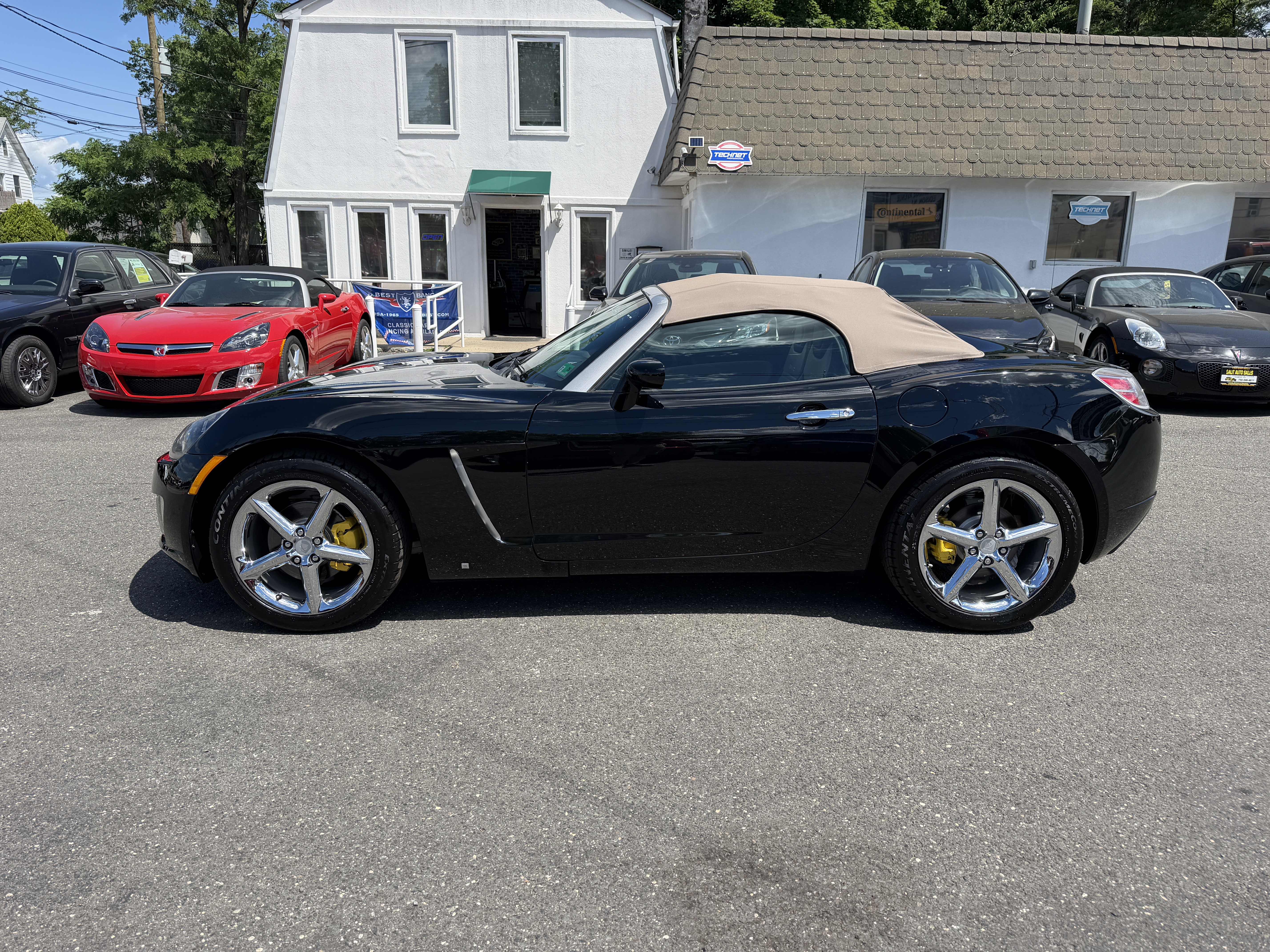 Used 2007 Saturn Sky Red Line RWD image 27