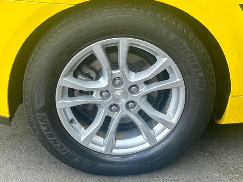 Used 2015 Chevrolet Camaro LS Coupe RWD image 24