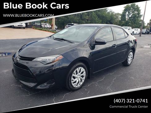 Used 2017 Toyota Corolla LE image 1