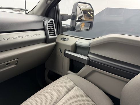 Used 2022 Ford F350 XLT image 33