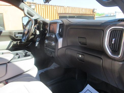 Used 2022 GMC Sierra 2500 SLE image 10