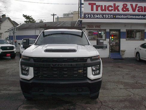 Used 2020 Chevrolet Silverado 2500 W/T image 2