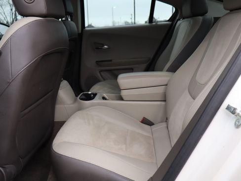 Used 2014 Chevrolet Volt Premium image 13