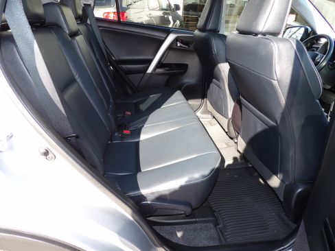 Used 2017 Toyota RAV4 Limited image 19