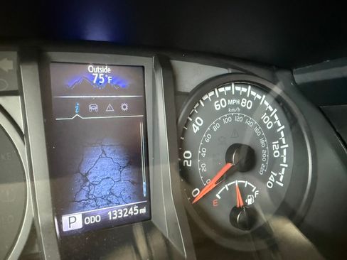 Used 2021 Toyota Tacoma 4x4 Double Cab image 11
