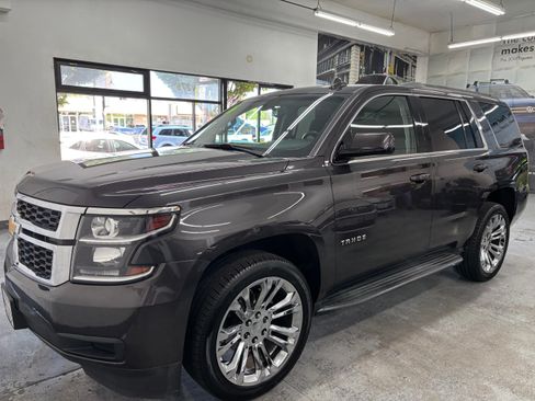 Used 2016 Chevrolet Tahoe LT image 2