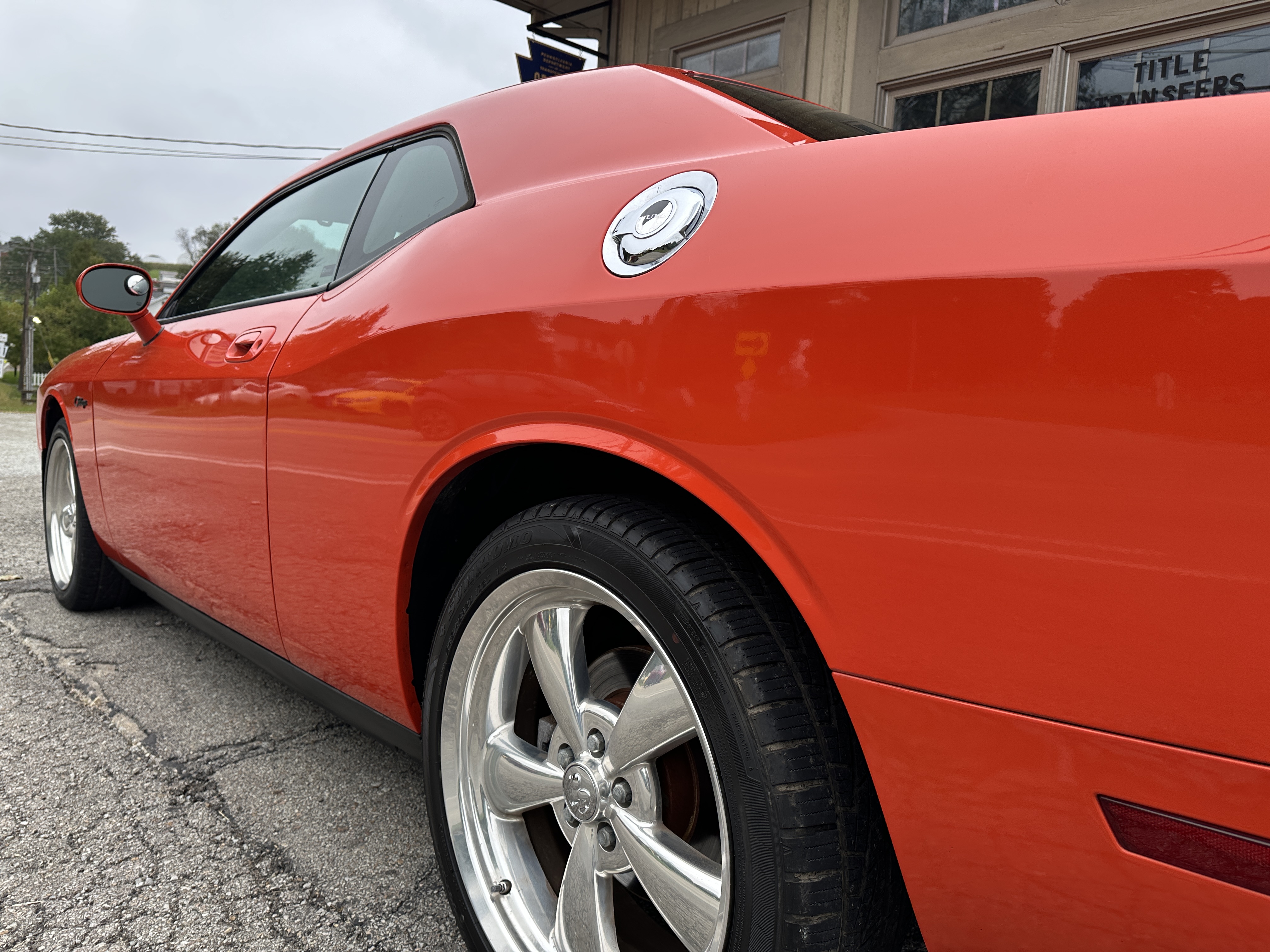 Used 2010 Dodge Challenger R/T RWD image 7