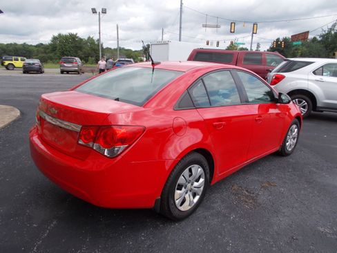 Used 2014 Chevrolet Cruze LS FWD image 5