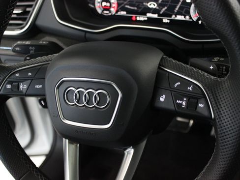 Used 2023 Audi SQ5 Premium Plus image 29