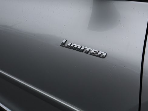 Used 2011 Toyota Highlander Limited image 11