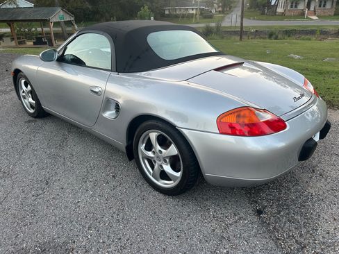 Used 2001 Porsche Boxster image 8