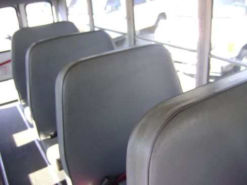 Used 2008 Chevrolet Express 3500 image 16