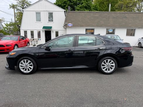 Used 2024 Toyota Camry LE FWD image 23