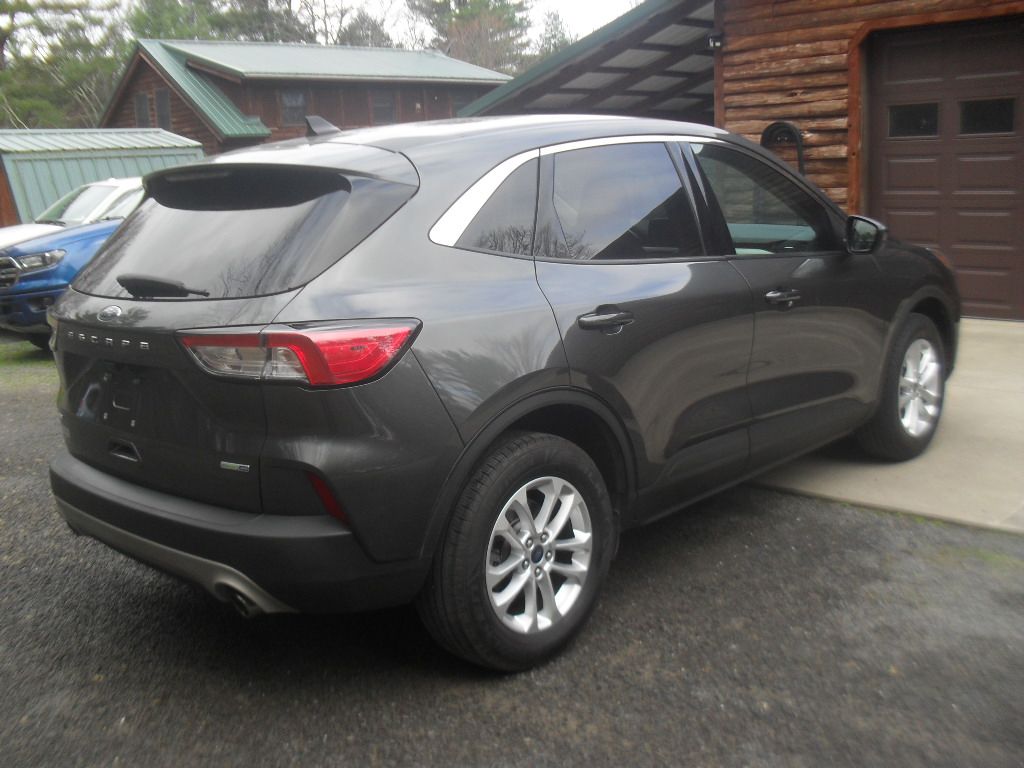Used 2020 Ford Escape SE AWD/4WD image 2