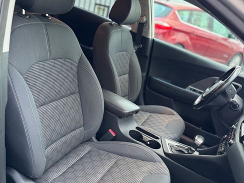 Used 2019 Kia Niro LX image 20