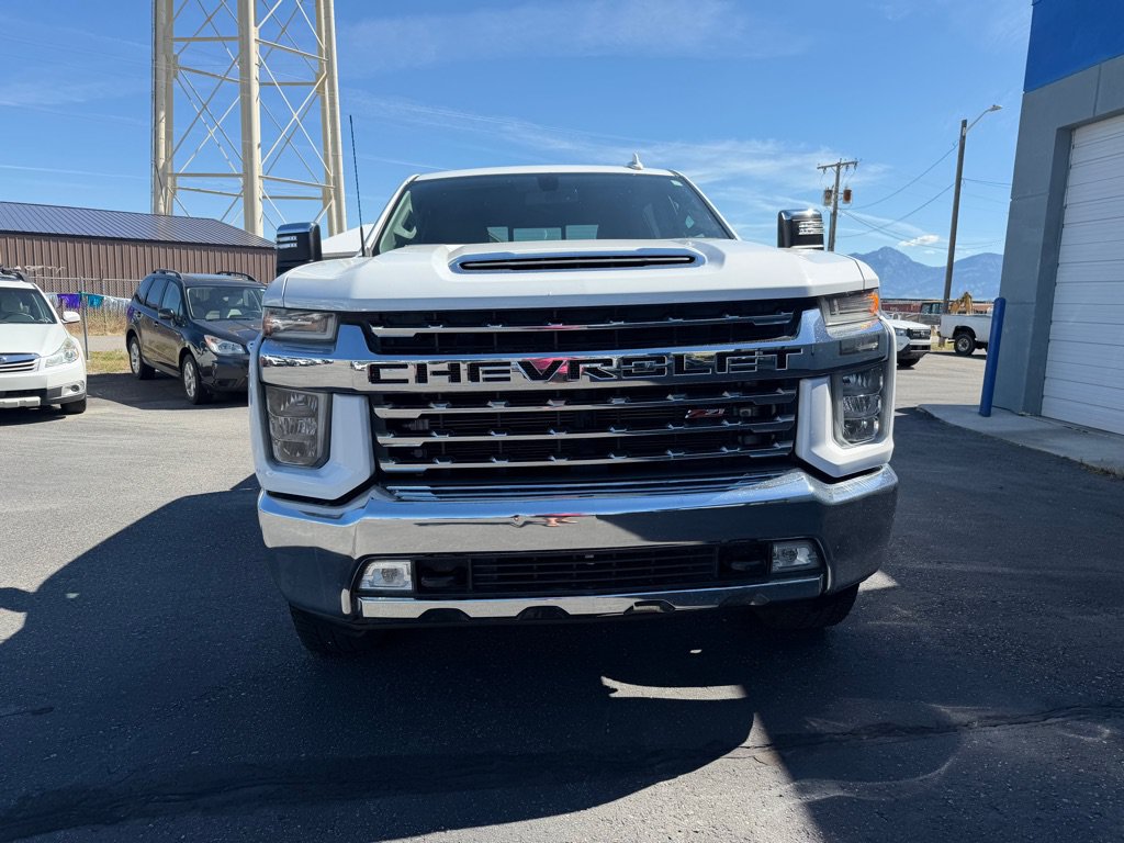 Used 2022 Chevrolet Silverado 3500 LTZ AWD/4WD image 6